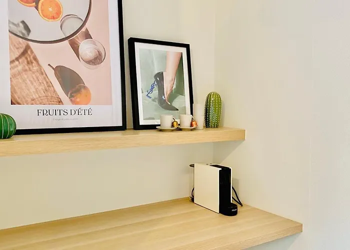 Appartement New Designer Next To Casino Square With Ac & Internet
